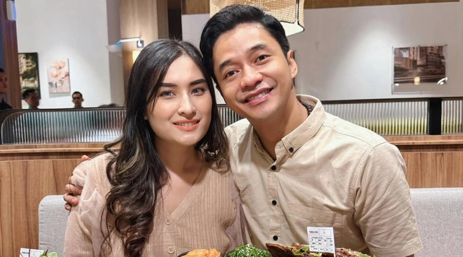 Adly Fairuz dan Angbeen Rishi Resmi Bercerai, Hak Asuh Anak Jatuh ke Siapa?